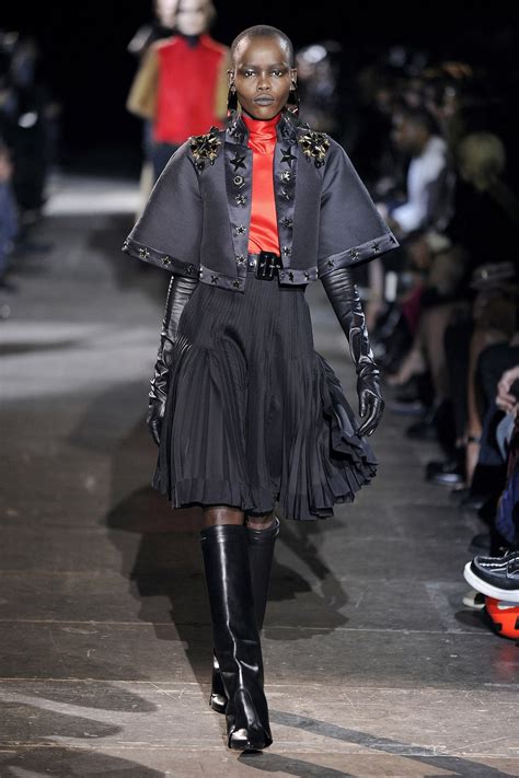 vogue 1112 givenchy|Givenchy Fall 2012 Couture Collection .